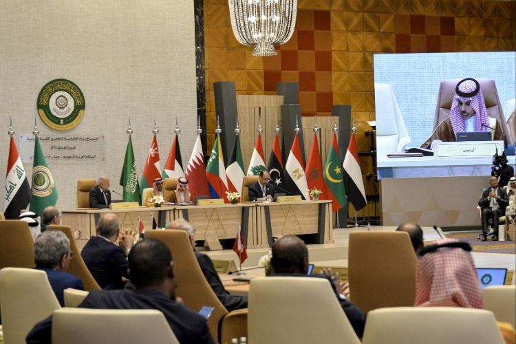 Suudi Arabistan ve Katar, Suriye'nin borçlarını ödedi