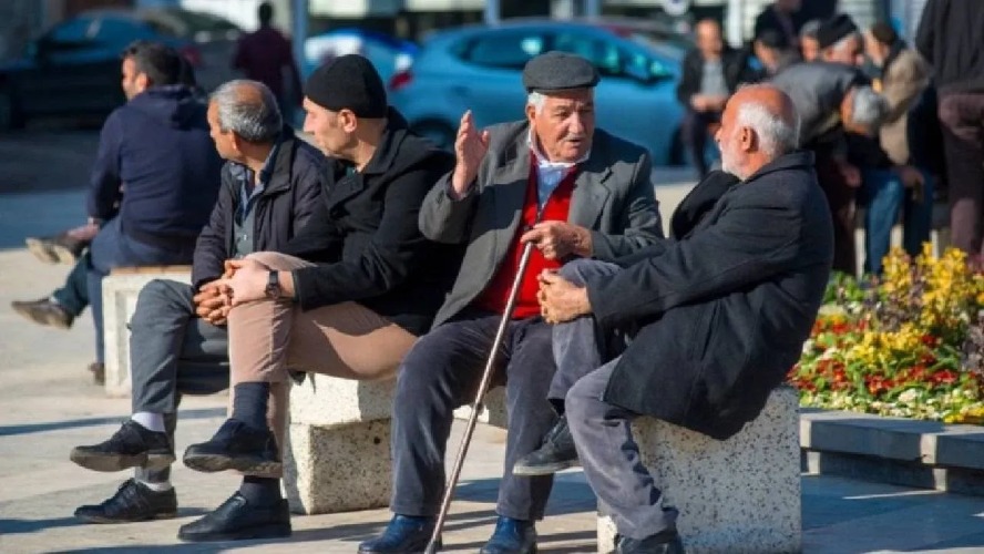 Türkiye'de Sosyal Güvenlik Sistemi alarm veriyor! Emekli sayısı çalışanı geçti