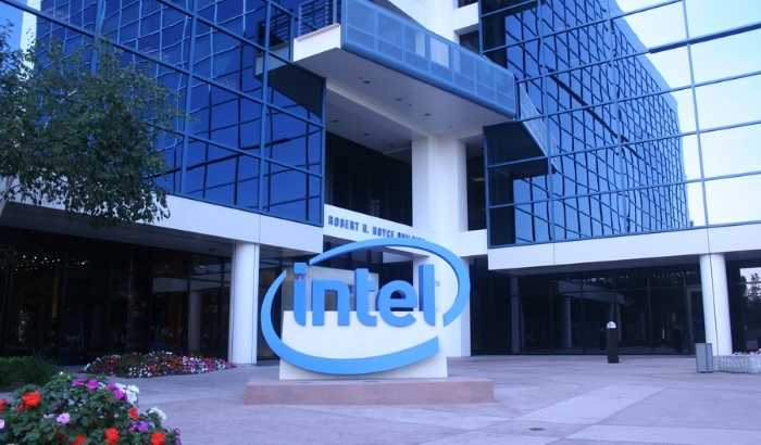 Intel'in gelir tahminleri beklentilerin gerisinde kaldı
