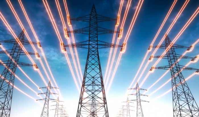 Spot elektrik piyasasında fiyat zirvesi 3 bin 400 lira oldu