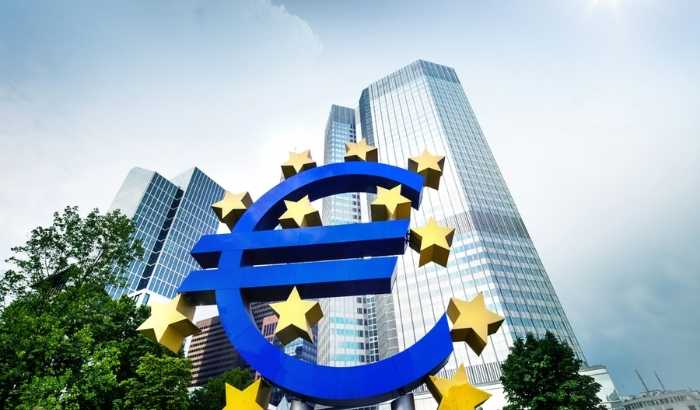 ECB Yönetim Konseyi üyesi Simkus'dan faiz açıklaması: "ECB'den iki faiz indirimi daha gelebilir"