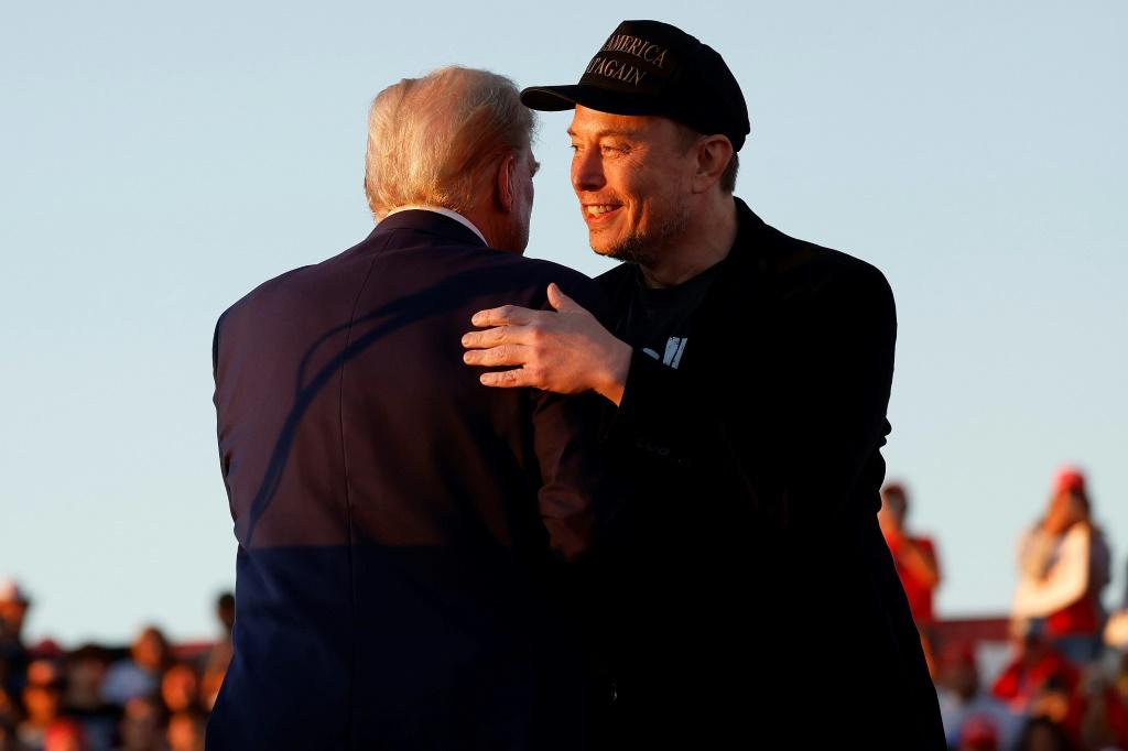 Musk, Beyaz Saray'a Veda Etti: Trump ile Dostluk Devam, Görev Sona Erdi!