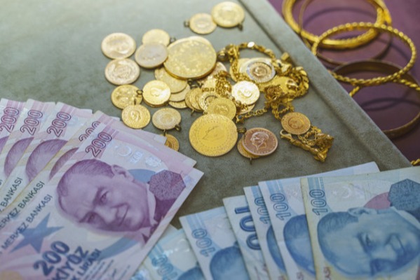 Altın fiyatları geriledi: Gram ve Çeyrek altın kaç TL oldu?