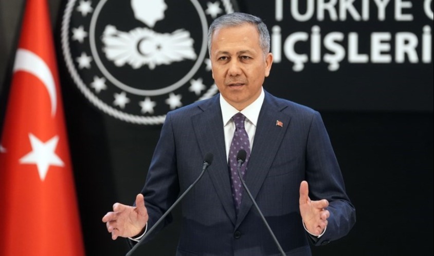 Tefecilere büyük operasyon: 75 gayrimenkul, 34 araba, binlerce çek ve senet