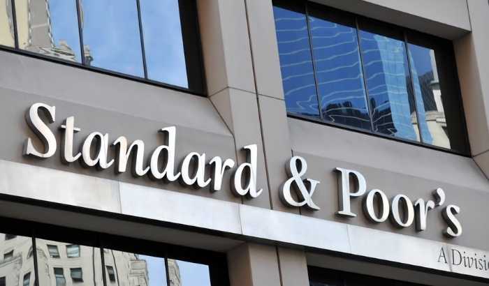 S&P: Türkiye’de hanehalkının liraya güveni dirençli kalıyor