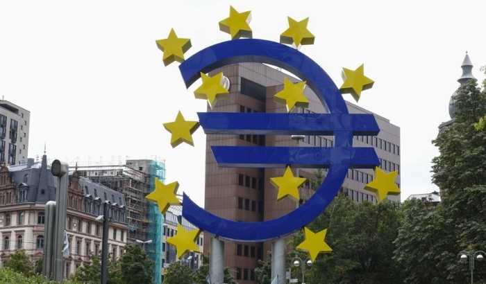 Euro Bölgesi'nde ekonomik aktivite mayıs ayında daraldı