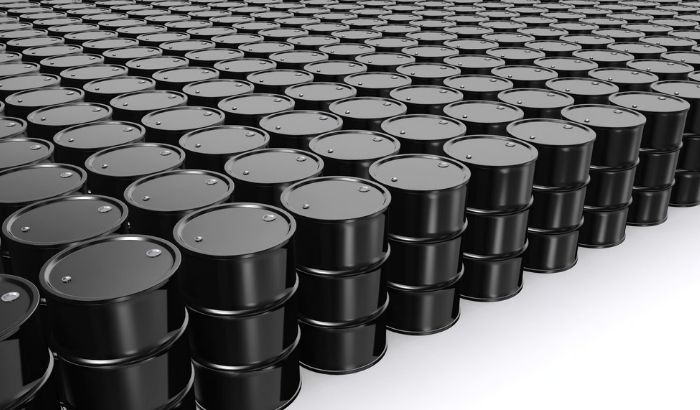 ABD'de ham petrol stokları arttı, benzin stokları azaldı