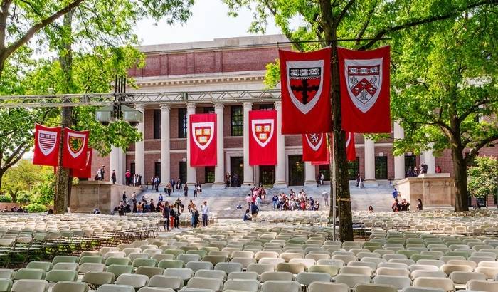 Harvard, öğrenci kabul yasağına karşı hukuki mücadele başlattı