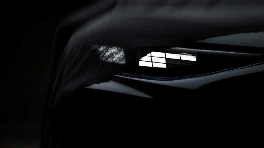 Yeni Audi Q3 geliyor, ilk görseller ortalığı salladı