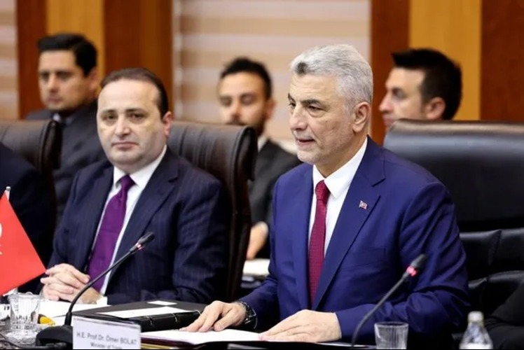 Bakan Bolat Moskova yolcusu: Türkiye ve Rusya ticarette yeni sayfa açıyor