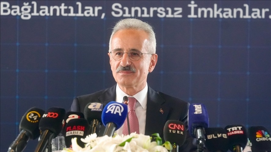 Bakanı Uraloğlu’ndan Hürmüz yorumu: “Tek koridora bağlı kalmak riskli”