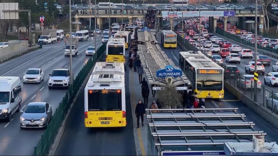 İBB'nin toplu ulaşım zam talebi UKOME'den döndü