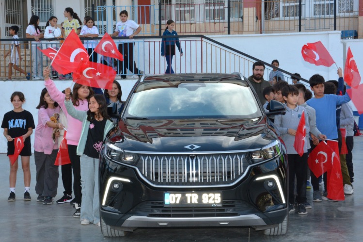 Özel okul ücretleri TOGG'la yarışıyor: İngiltere fiyatlarını solladık