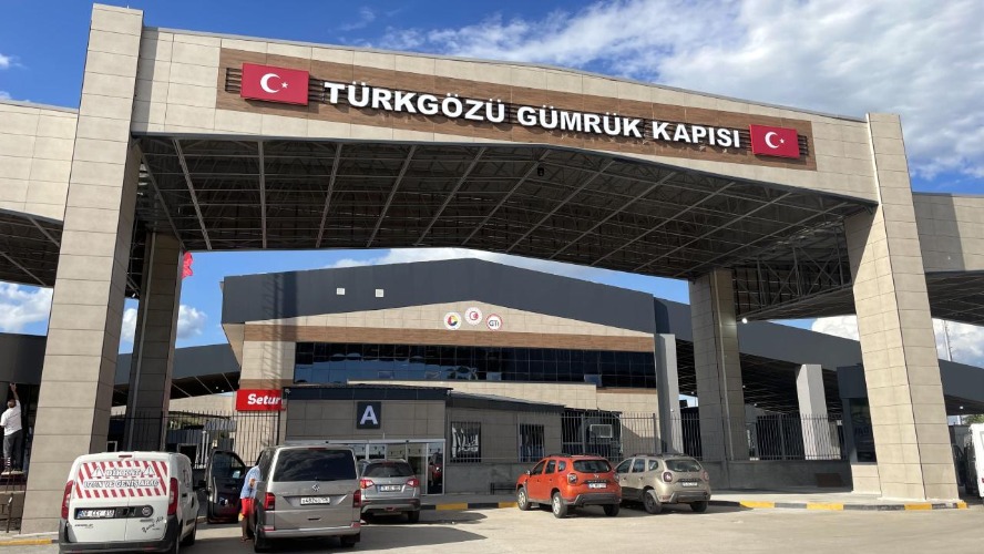 Sınır kapısı değil, lojistik üssü: Türkgözü’nde rekor yoğunluk