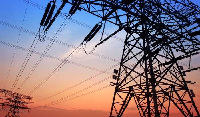 Türkiye’de elektrik üretimi tüketimi geçti