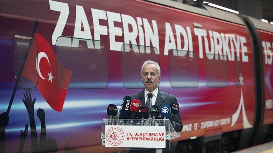 15 Temmuz anısına hazırlanan özel tren yola çıktı! Uraloğlu: 'Bu tren, birlik ve direnişin simgesi'