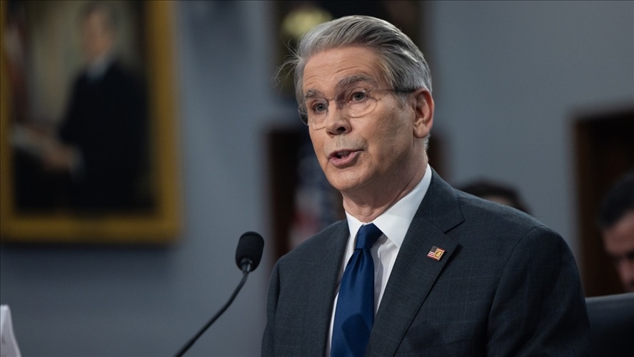 Powell’a yeni eleştiri Hazine Bakanı'ndan geldi: “O kadar doktoralı ne iş yapıyor?”