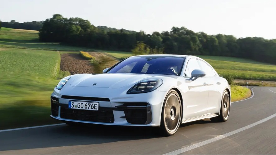 Elektriklilerde düşük satışlar: Porsche benzinli motorlara geri dönüyor