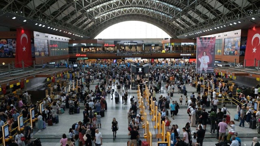 Sabiha Gökçen Havalimanı 8 rekor birden kırdı
