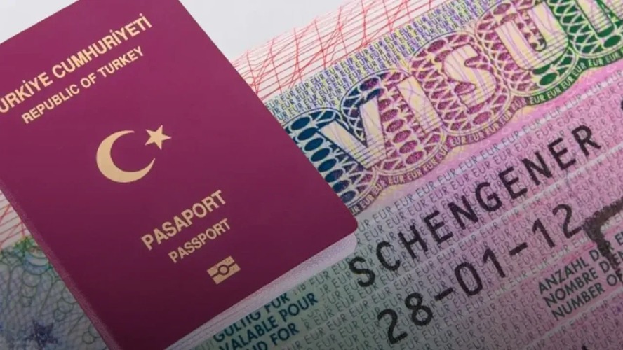 Avrupa Komisyonu’ndan Türkler için vize müjdesi: Hangi Türk vatandaşlarını kapsıyor?
