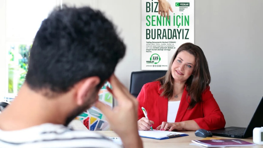 Bağımlılıkla yalnız değilsiniz: Yeşilay 115 yanınızda