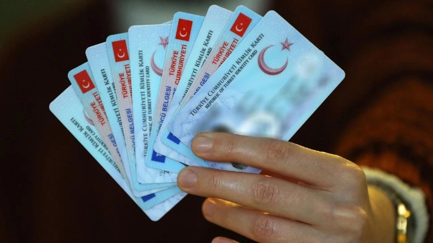 15 TL’den 7.438 TL’ye çıktı: Peki ehliyet yenileme süresi uzatıldı mı? İşte resmi açıklama