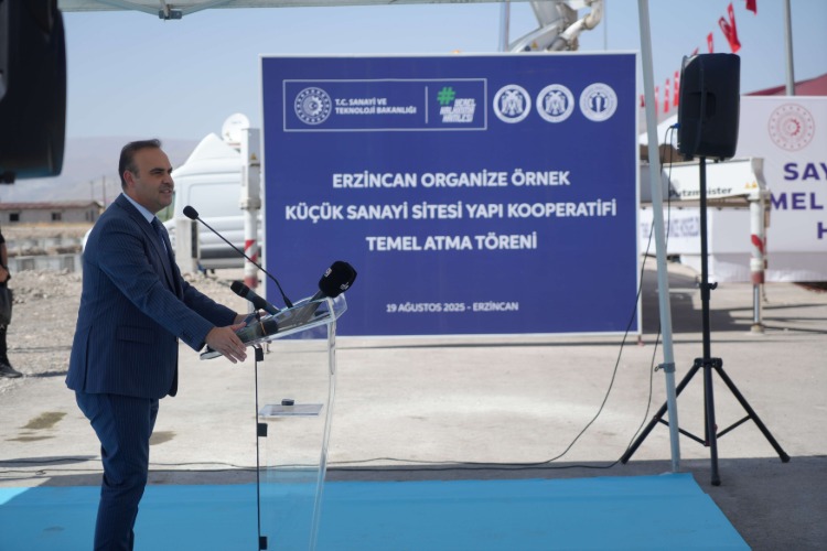 Türkiye ekonomisi 19 çeyrektir kesintisiz büyüyor: Bakan Kacır: GSYH 1,3 trilyon doları aştı