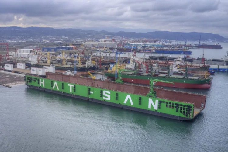 Hat-San Gemi’den yurt dışına stratejik teslimat