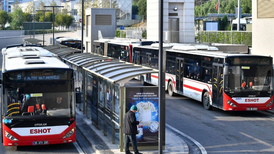 İzmir’de toplu ulaşıma zam: Yeni tarifeler belli oldu... Öğretmen ve 60 yaş üstü biniş ücretleri de arttı