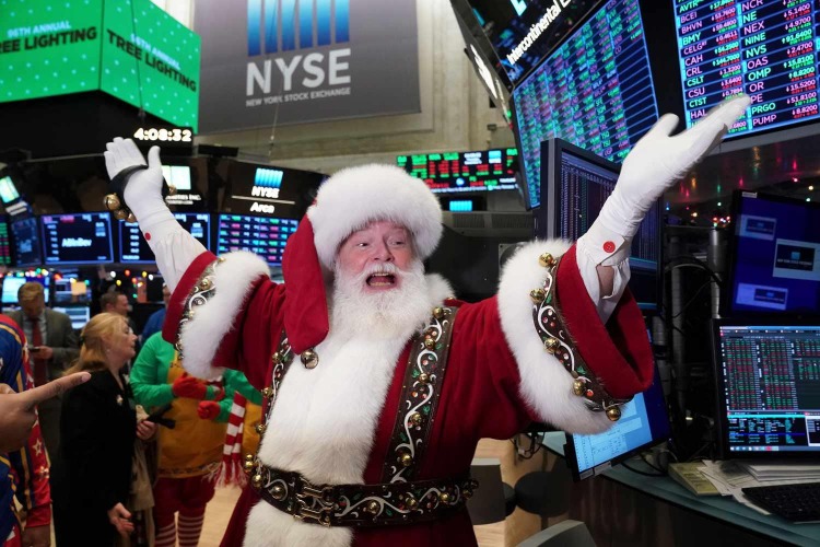 ABD borsaları enflasyon verisi sonrası rekor kırdı: S&P 500 ve Nasdaq’ta yükseliş rüzgarı