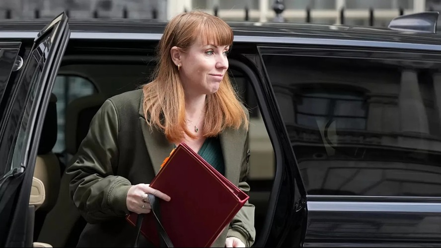 İngiltere’de vergi skandalı: Başbakan Yardımcısı Angela Rayner istifa etti