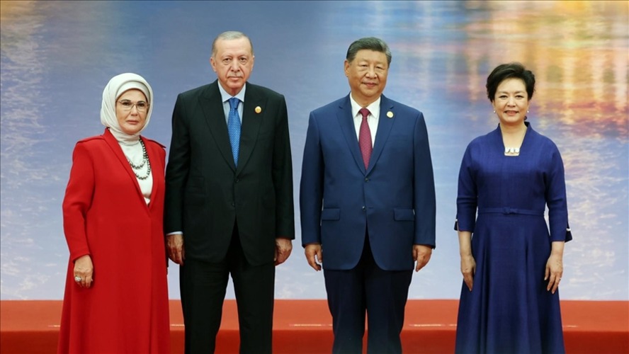 Emine Erdoğan'dan Şi'nin verdiği yemeğe ilişkin paylaşım