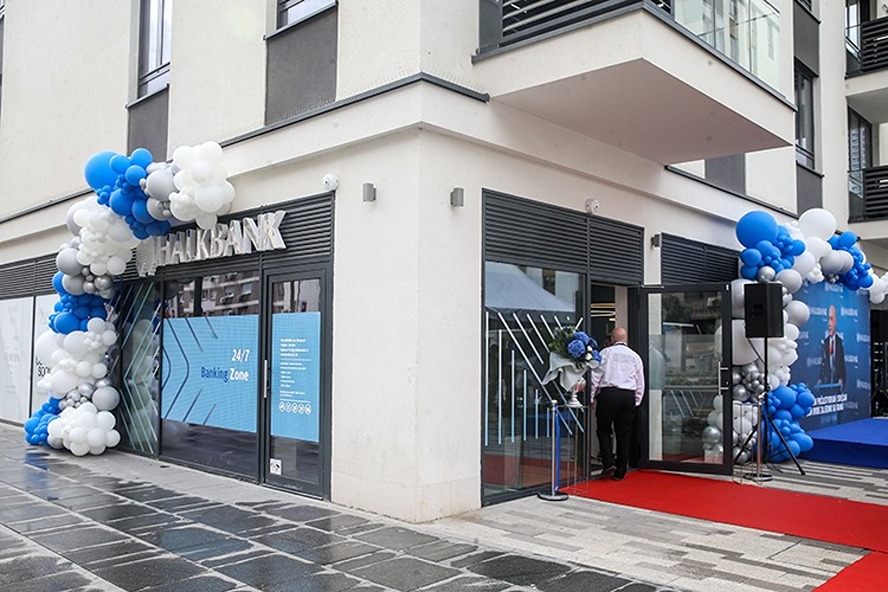 Halkbank Sırbistan’da 3 yeni şube açtı: Ekonomik işbirliği güçleniyor