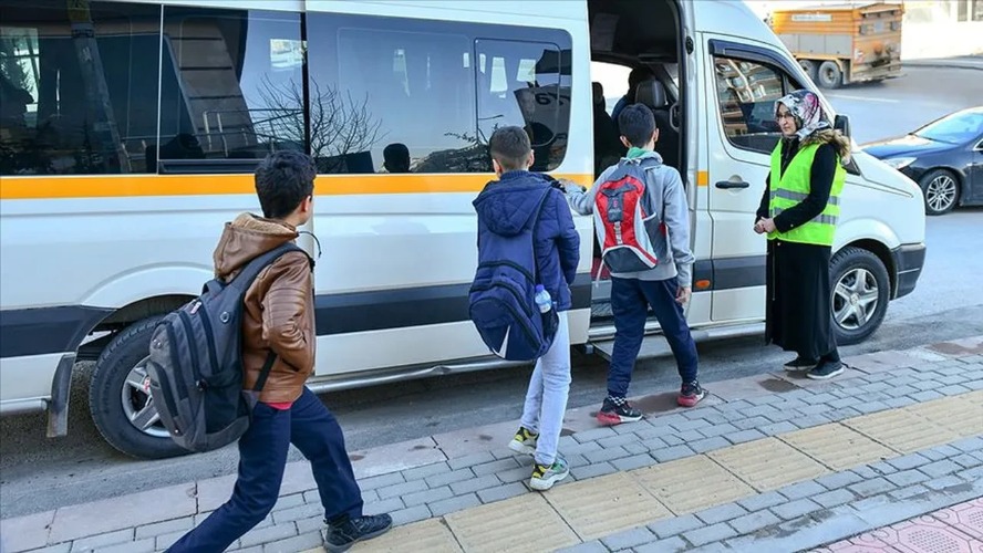 2026 okul servis ücretleri açıklandı: Servis ücretleri cep yakacak