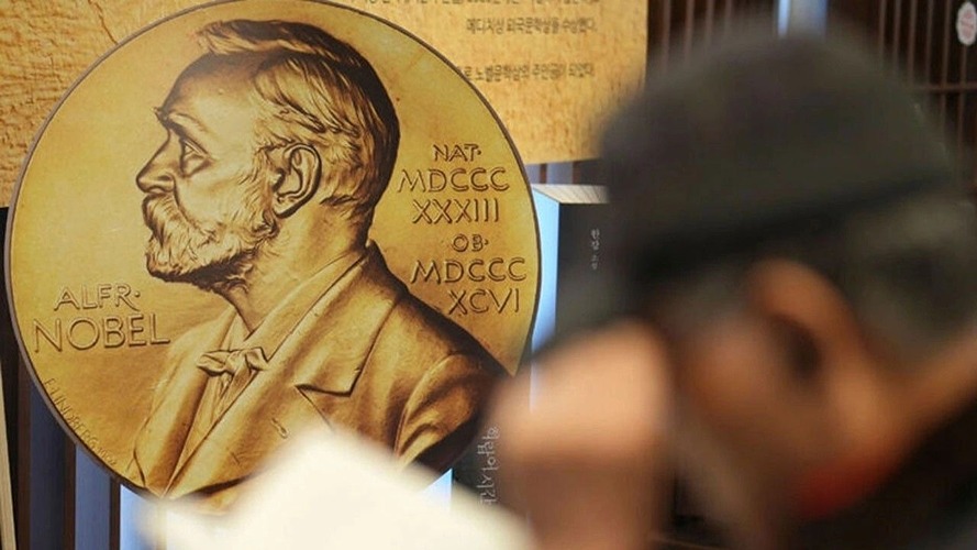 Beynin sırlarını ışıkla çözüyorlar: Nobel 3 bilim insanına gitti