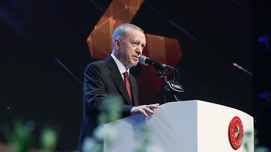 Erdoğan: 1 trilyon $ ekonomideyiz ama enerji adaletsizliği sürüyor