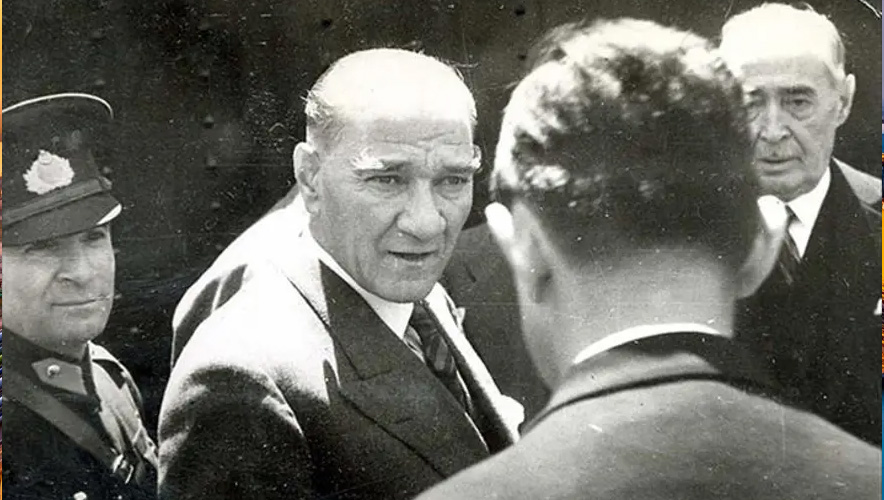 Mustafa Kemal Atatürk'ün ebediyete uğurlanışının 87. yılı