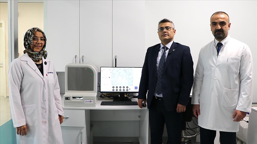 Kan hücrelerini yapay zekayla tanıyan cihaz hekimlere kolay erişim sağlıyor