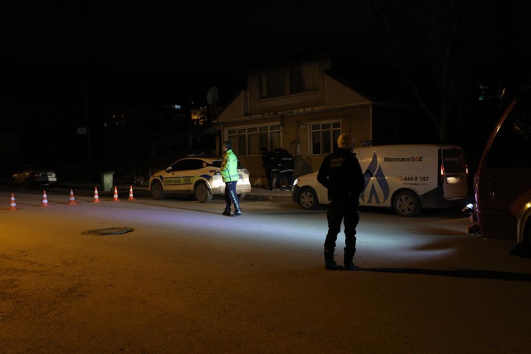 Yalova'da terör örgütü DEAŞ'a yönelik operasyonda 3 polis şehit oldu