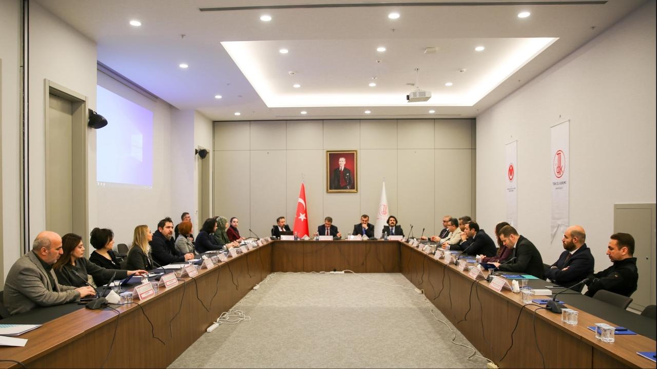 kamu dilinde yeni sayfa: Yazım eş güdüm komisyonu ilk toplantısını yaptı
