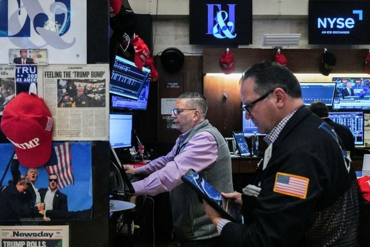 New York borsası haftaya karışık başladı: Jeopolitik riskler piyasaları ikiye böldü