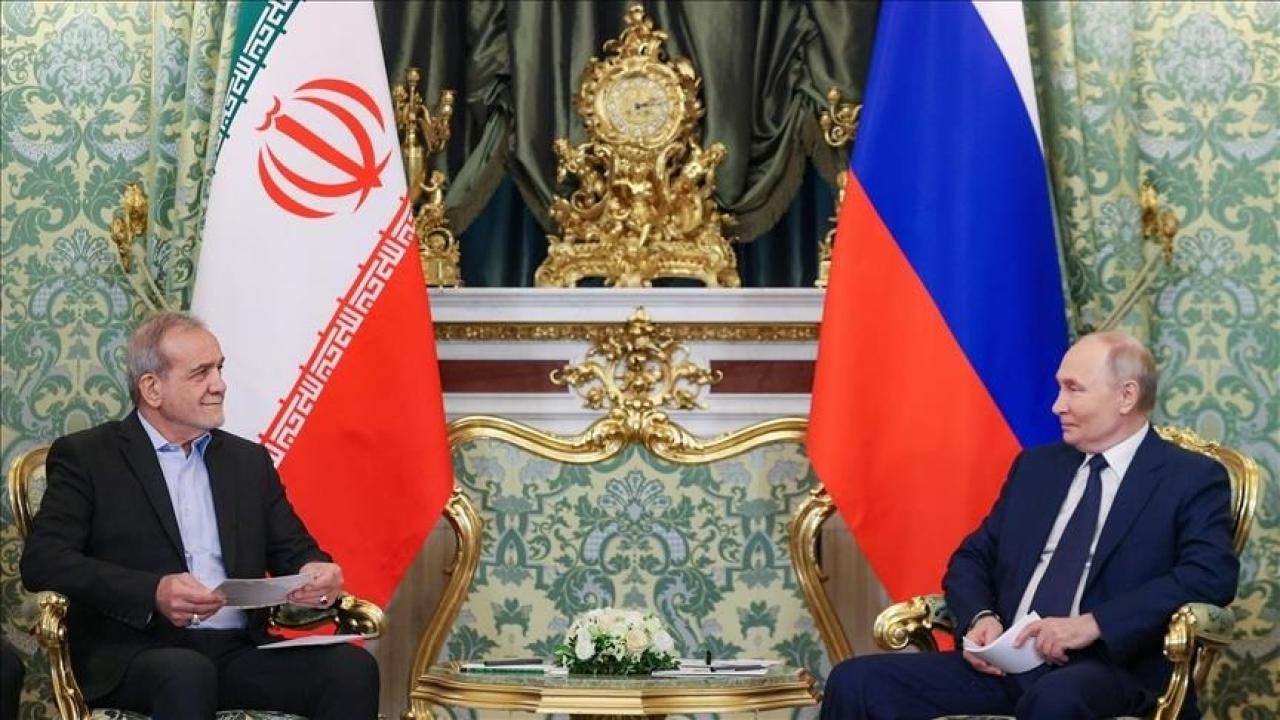 Putin ile Pezeşkiyan’dan Orta Doğu için kritik görüşme