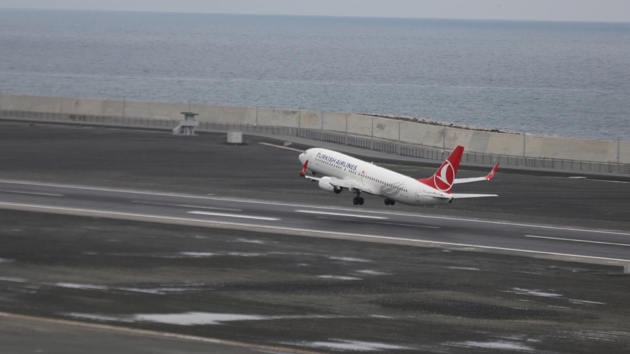 Türkiye havacılıkta rekor kırdı: Pist uzunluğu 241 kilometreyi aştı