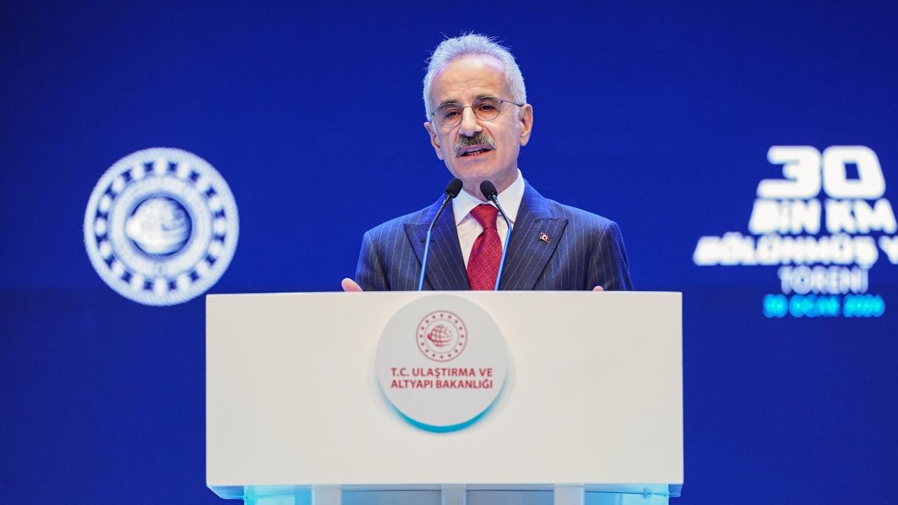 Bakan Uraloğlu: Orta Doğu hava sahalarındaki gelişmeleri anlık olarak takip ediyoruz