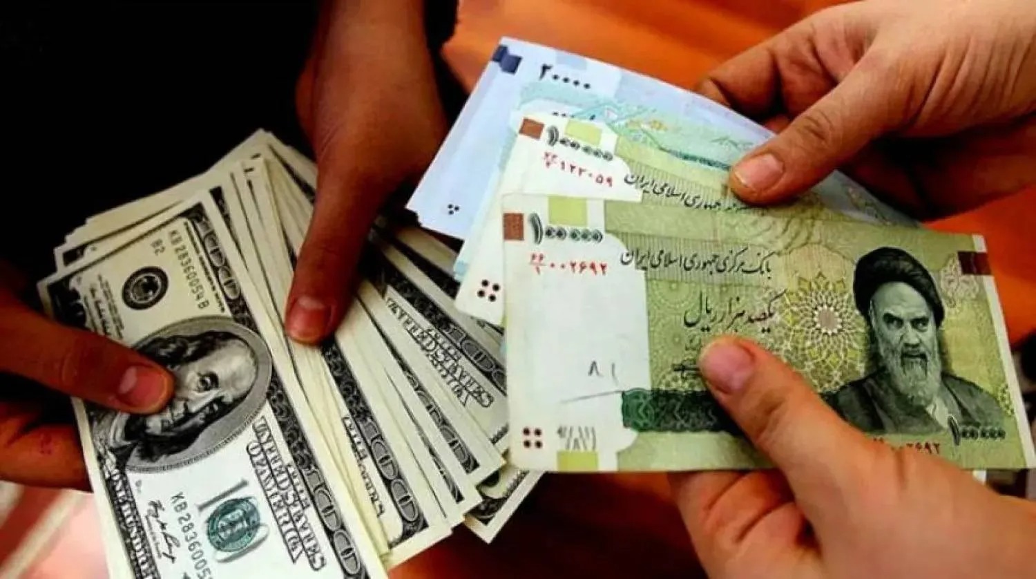 İran’da dolar rekor kırdı: Tümen tarihi dipte