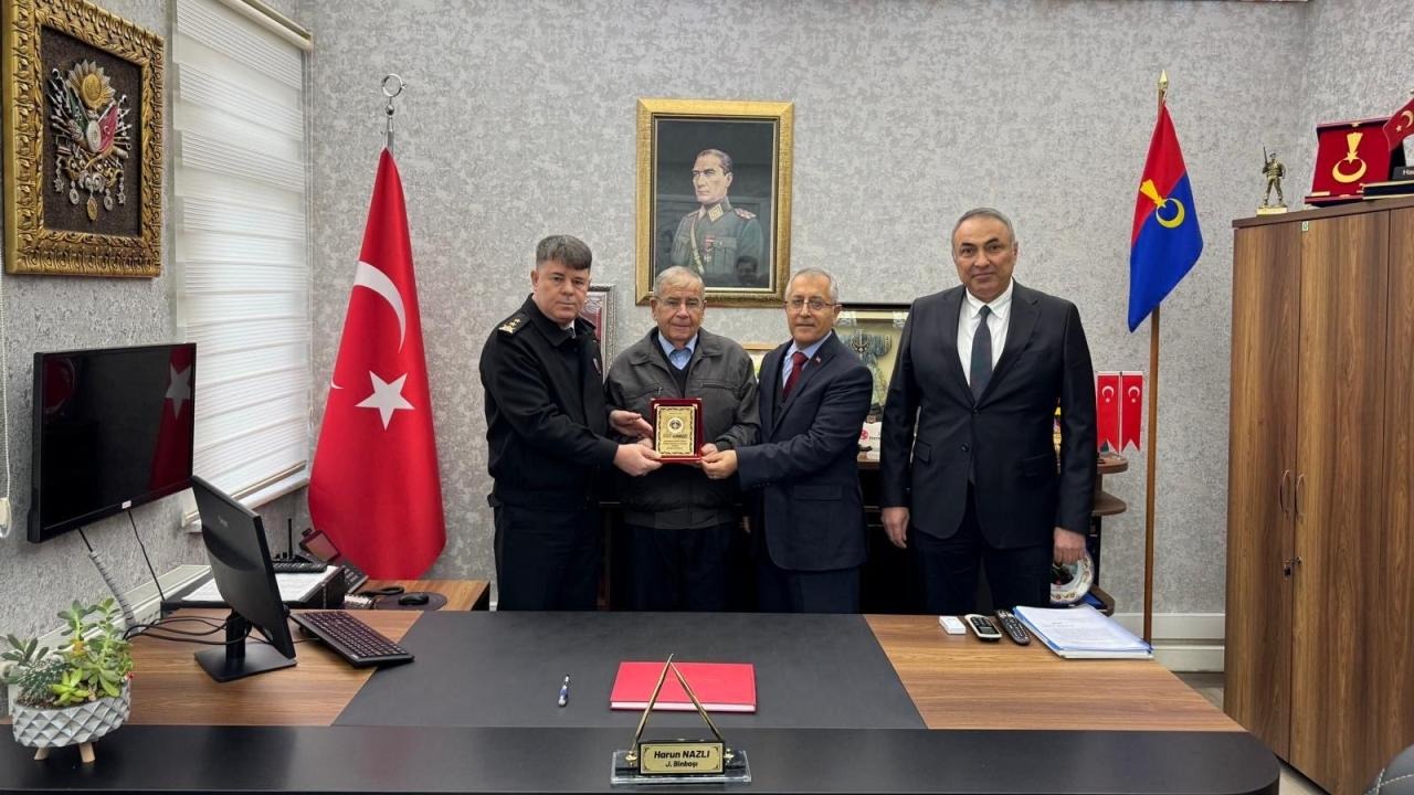 78 yaşında büyük vefa: 70 milyonluk mirasını jandarmaya bıraktı