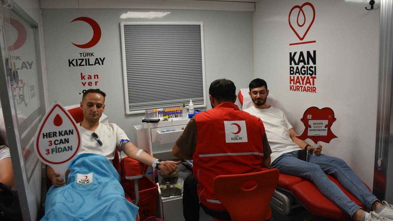 Kızılay kan bağışında vites yükseltiyor: Rekor hedef belirlendi