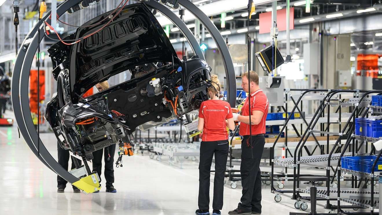 Almanya imalat PMI eylülde geriledi: Ağustos seviyesinin altına indi