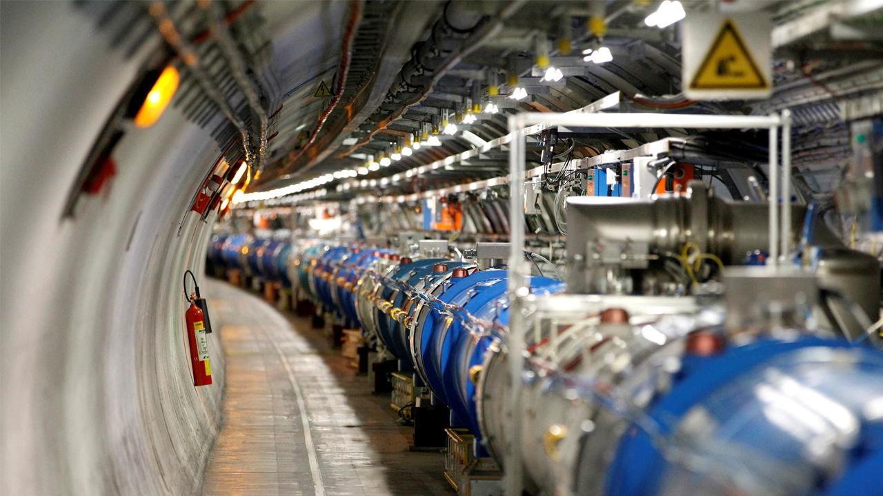 CERN’den tarihi soğutma testi: HiLumi LHC 1,9 Kelvin’e indiriliyor