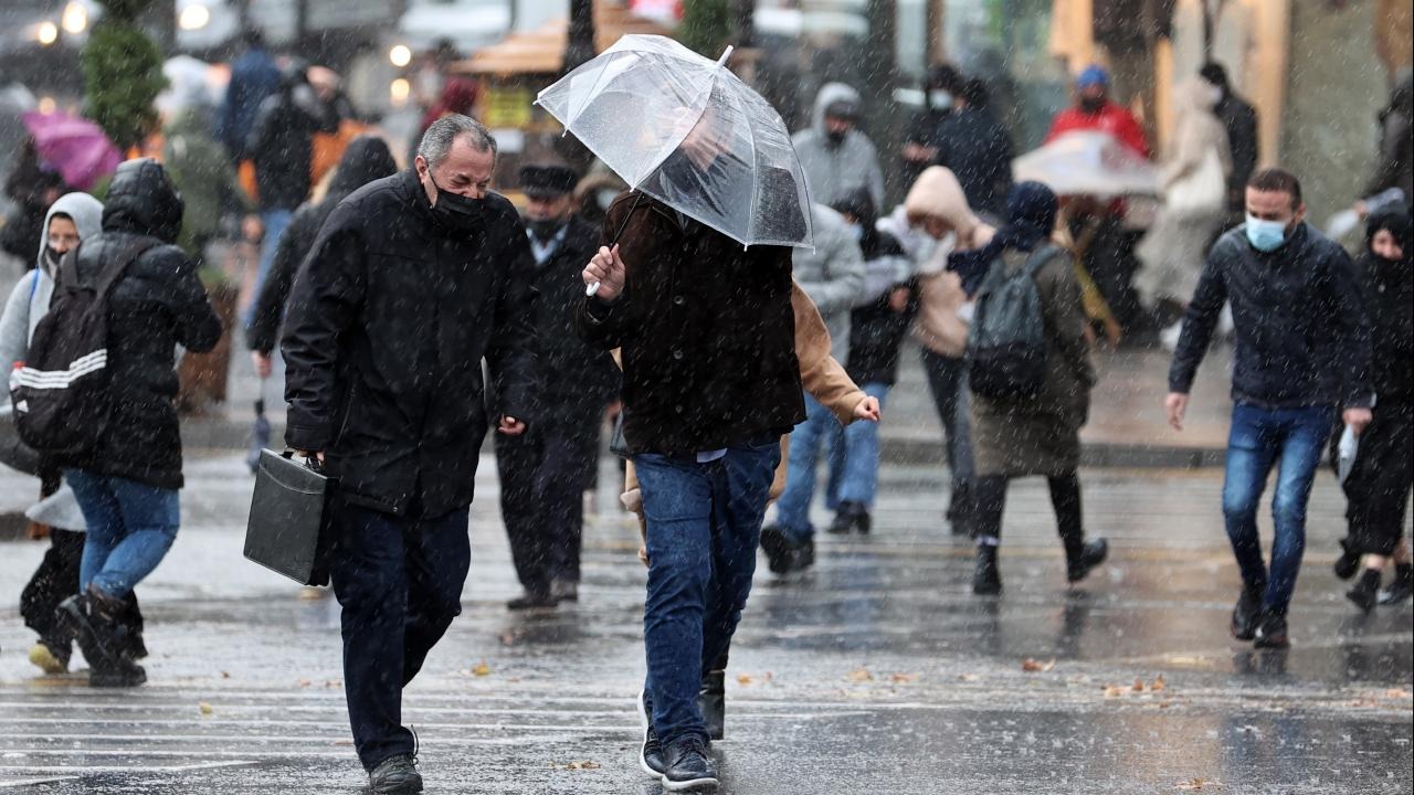 Meteoroloji'den kuvvetli sağanak uyarısı: Bu iller dikkat